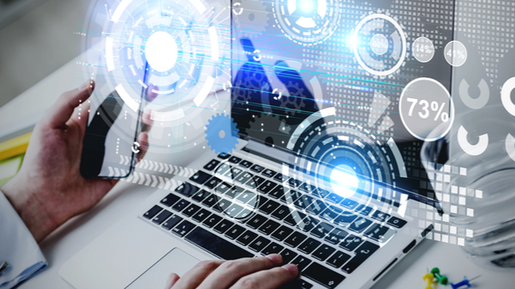 Coinvierte en entrii junto a 