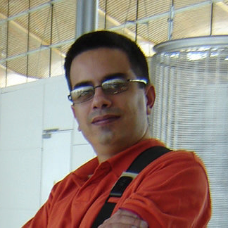 Luis Flores