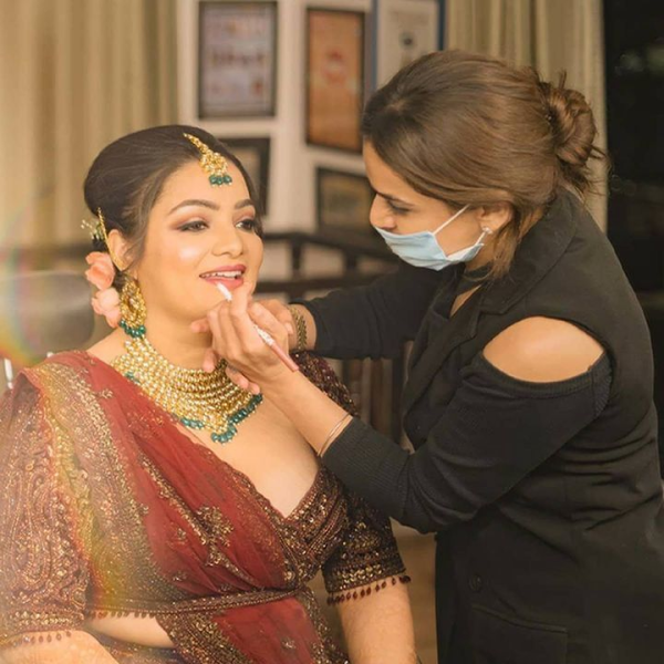 sohni juneja | Makeup artist in Delhi