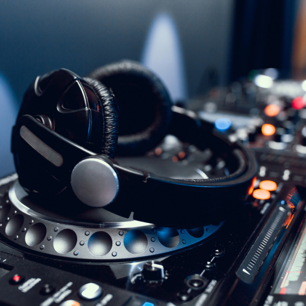 Melbourne DJ Hire