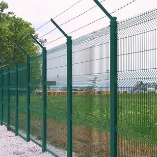 Fencing Contractors in Salem