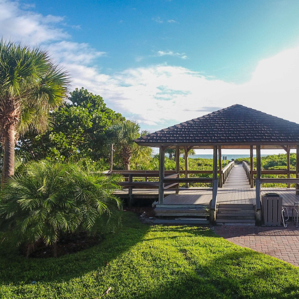 Castaway Cove Real Estate