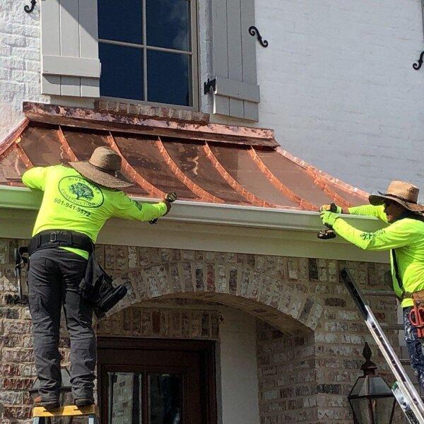 Images from River Oaks Roofing