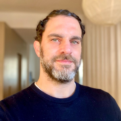 Nikos Kakavoulis
