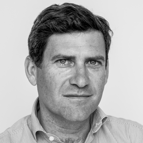 Carlos Lora