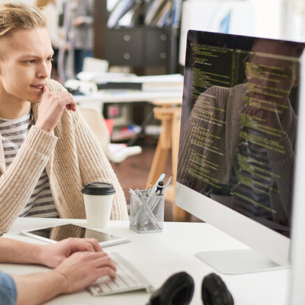 Best Bespoke Software Development Company | CraftedQ