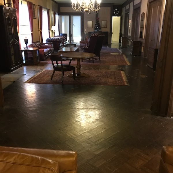 Hardwood Floor Refinisher Near Me