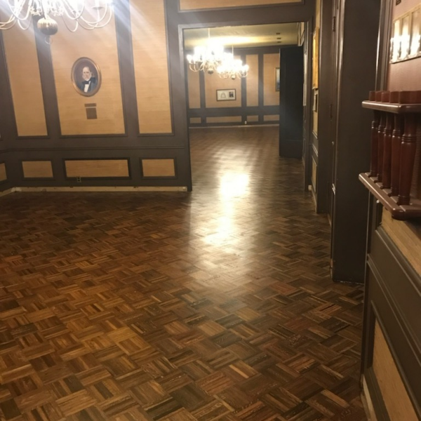 Hardwood Floor Refinisher Near Me