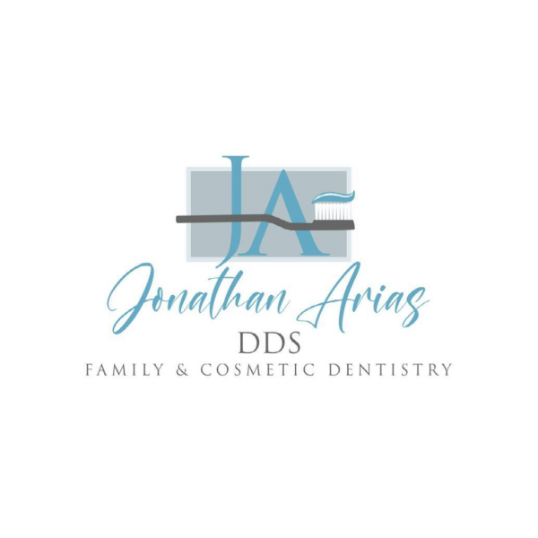 Dr. Jonathan Arias, DDS