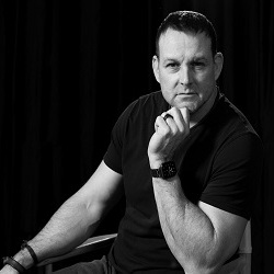 Darkreveal photography