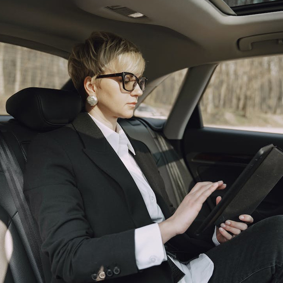 Luxury Chauffeur Cars Melbourne