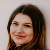 Nettilaakari Kaisa Leppanen