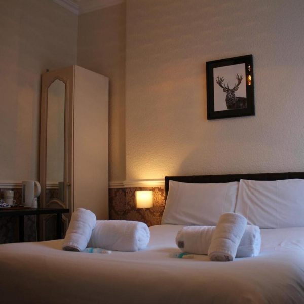 Ardmillan Hotel