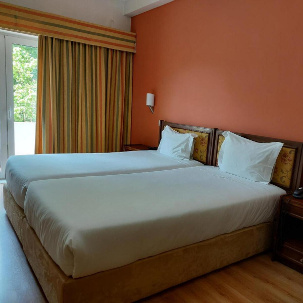 Petrus Hotel