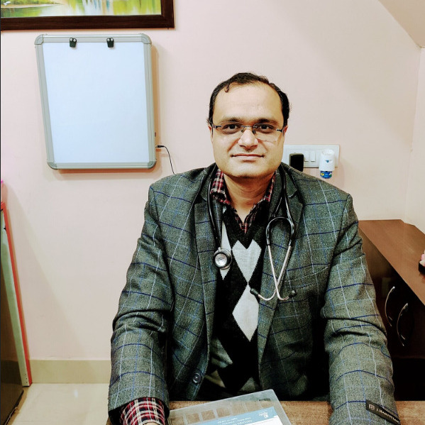 Dr Neelesh Kapoor